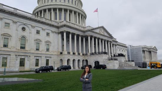 PhD student Christine Pardo awarded the 2017 Ecological Society of Americas Graduate Student Policy Award